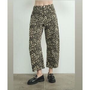 aaron and amber leopard barrel jeans Sz Large